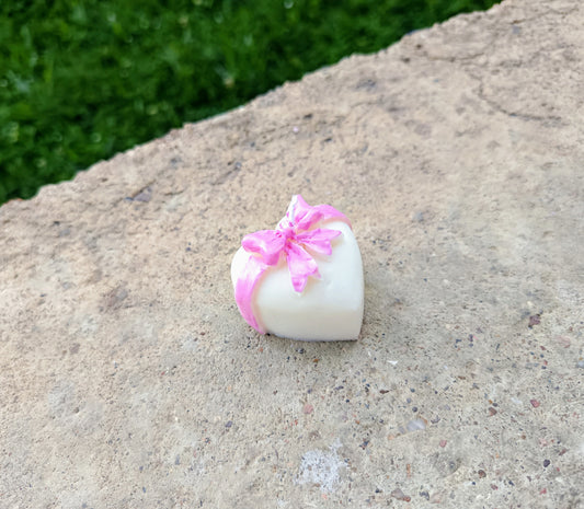 Coeur avec un petit noeud